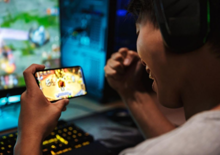 ROYAL228 Platform Permainan Online Terbaru Resmi Nasional